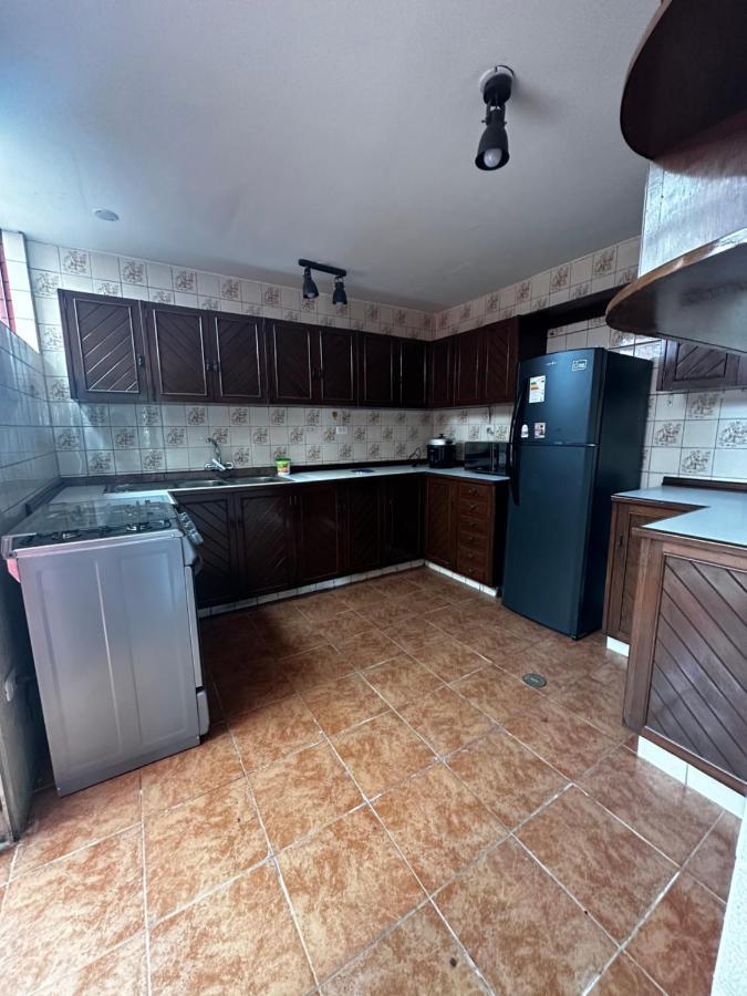 Chalet Torres De San Borja Lima